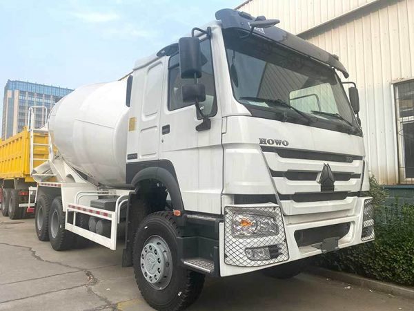 Howo 6X4 Concrete Mixer Truck