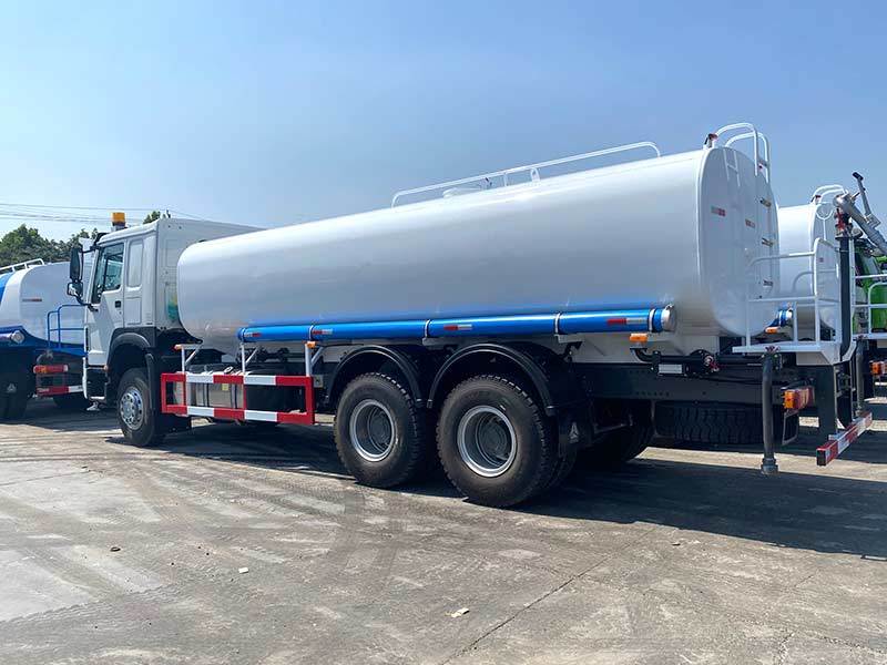 Howo 6X4 Water Tanker