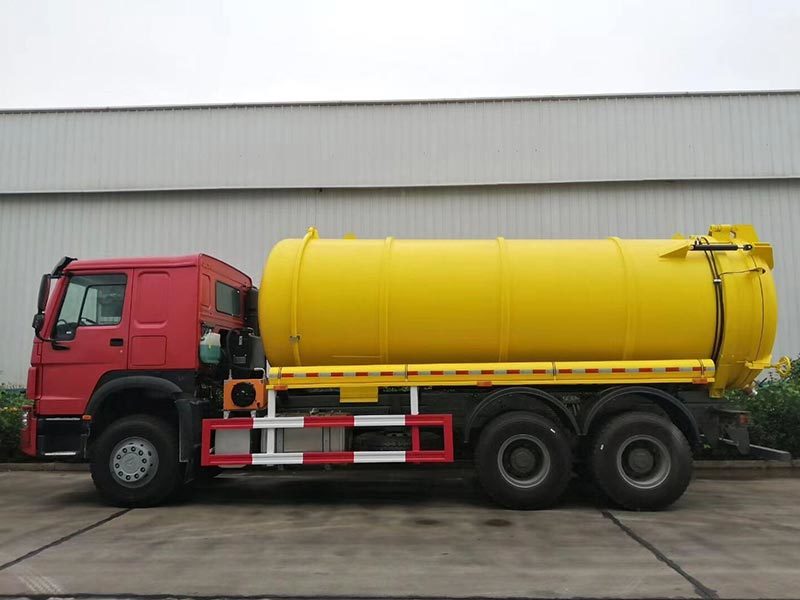 20m3 Sinotruk 6×4 Fecal Sewage Sucking Truck