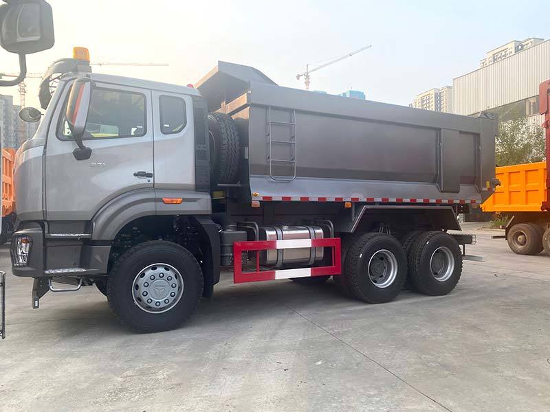 Howo N7 E7 6×4 Dump Truck