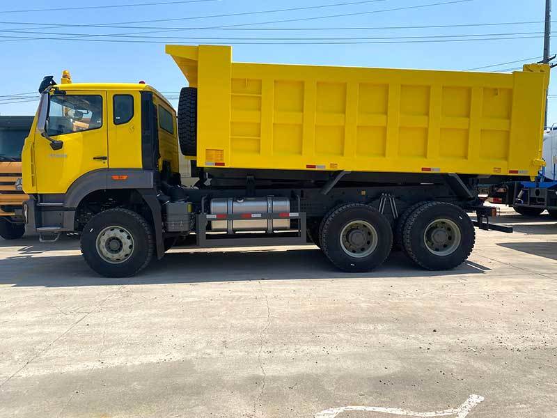 Sinotruk Howo N7 E7 6X4 25ton Dump Truck