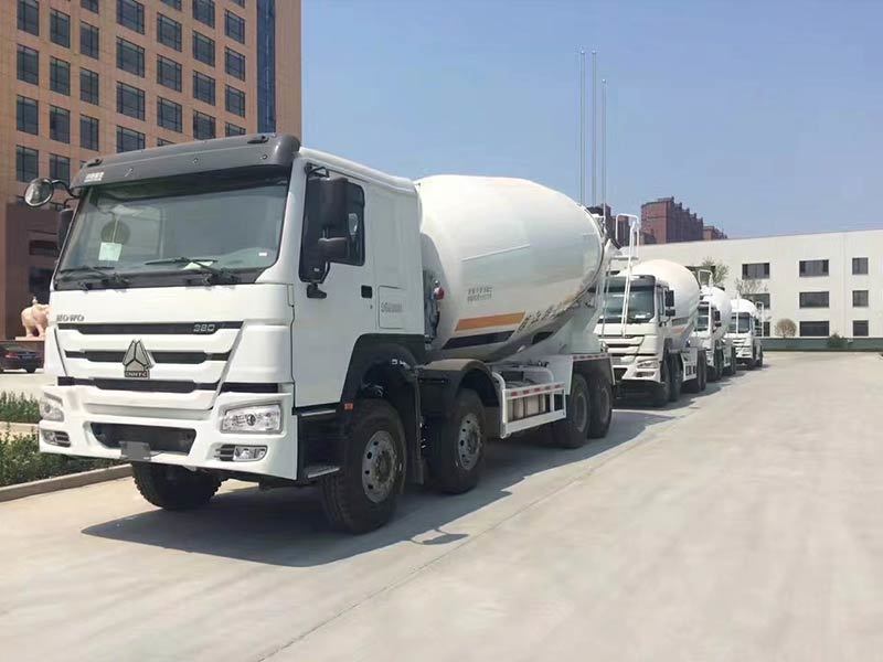 Howo 8X4 Concrete Mixer Truck