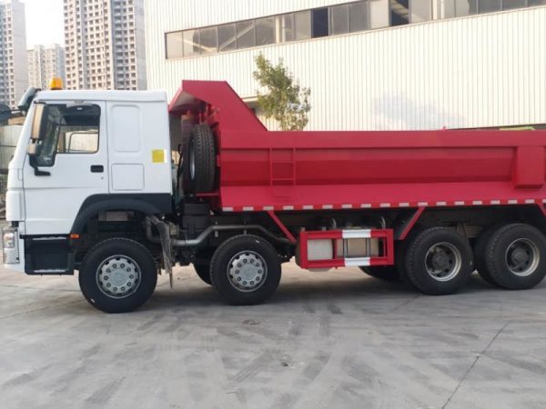 Howo 8X4 Dump (Tipper) Truck