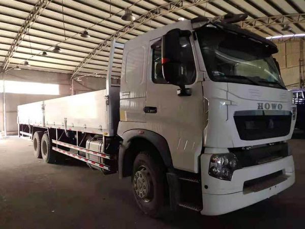 Howo T7H 6X4 Cargo Truck