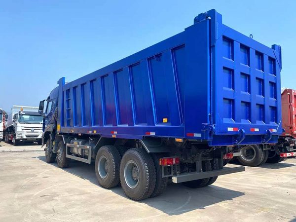 Sinotruk Howo N7 E7 8X4 50ton 60ton 70ton Dump Truck