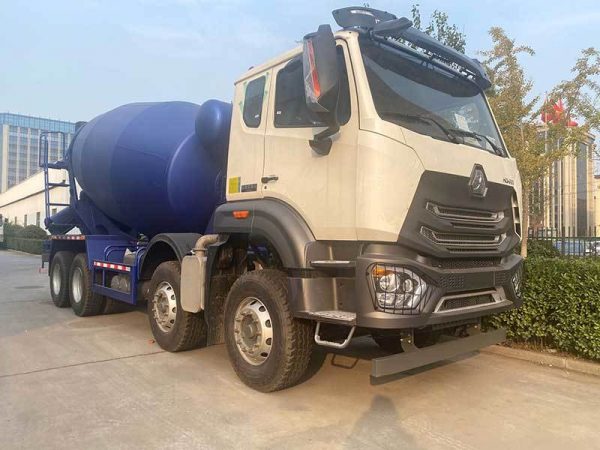 Sinotruk Howo N7 E7 6X4 8M3 Mixer Truck